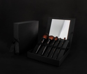 Brush expertise collection
