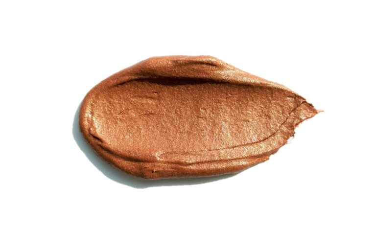 AMI INGREDIENTS - Blush & Glow – Mousse de teint