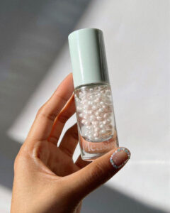 E-ILLUMINATINGSERUM_PLEASING