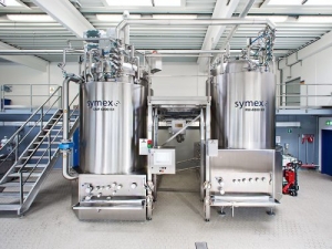 Vacuum-, mixing- and homogenizing systems