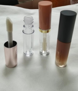 Liquid Lipstick or concealer packaging